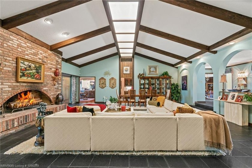 Gorgeous new listing on Free Ferry Circle. This estate-size home - photo 21