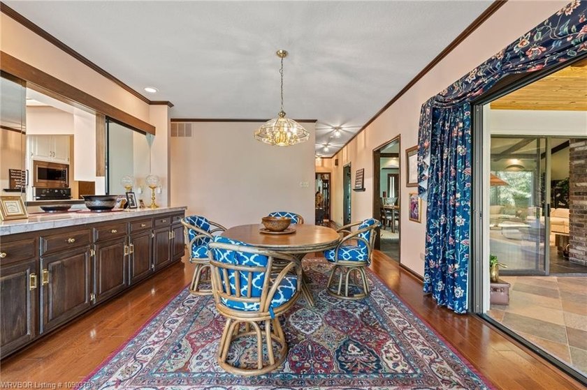 Gorgeous new listing on Free Ferry Circle. This estate-size home - photo 38