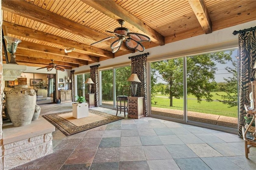 Gorgeous new listing on Free Ferry Circle. This estate-size home - photo 45