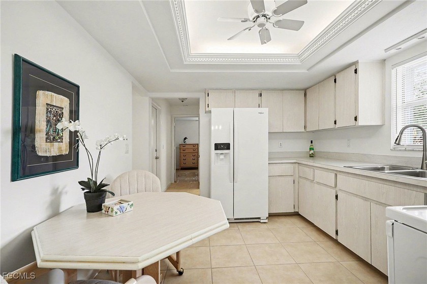 Fantastic 2 bedroom 2 bath 2 car garage home with all - photo 3