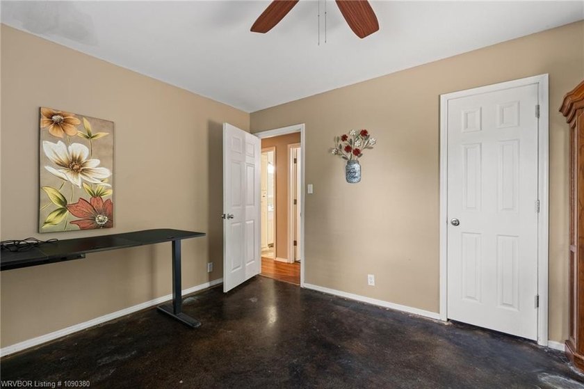 Perched on an elevated homesite in desirable south Fort Smith - photo 21