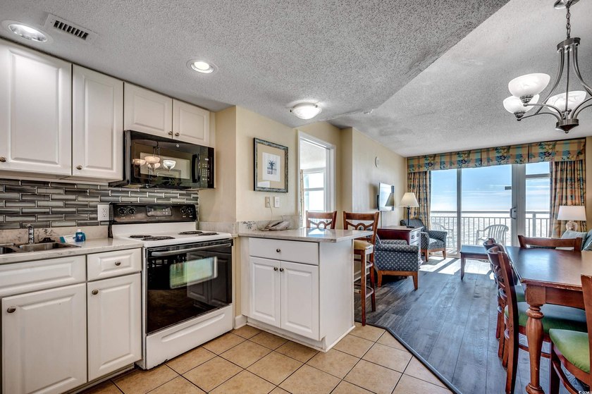 Grab your piece of PARADISE with this 2 bedroom/ 2 bath ocean - photo 3