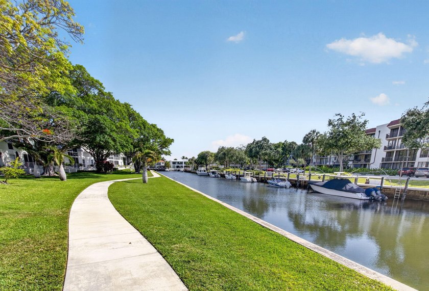 East Boca Boaters' dream! Truly one of a kind, this beautifully - photo 45