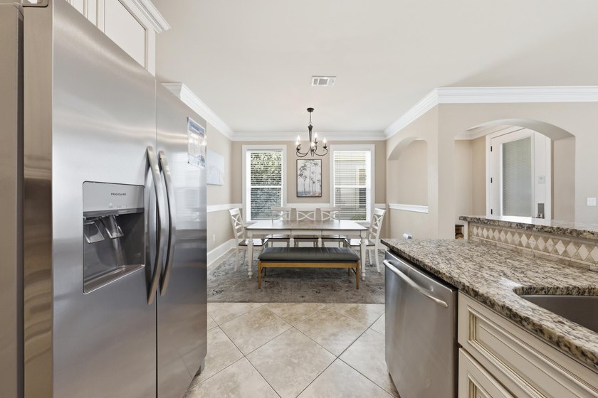 Luxury Meets Investment Opportunity in Crystal Beach! Proven - photo 10