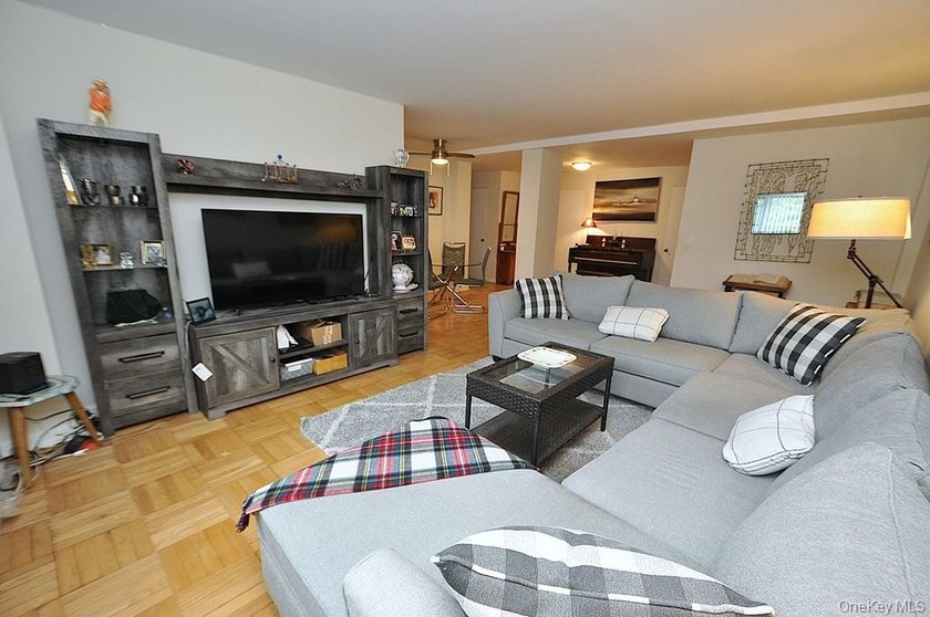 Welcome home to this sun-drenched and beautifully spacious - photo 4