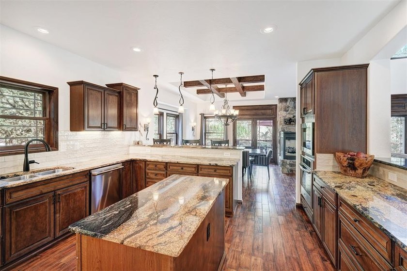 Beautifully updated and backing directly to National Forest! - photo 11