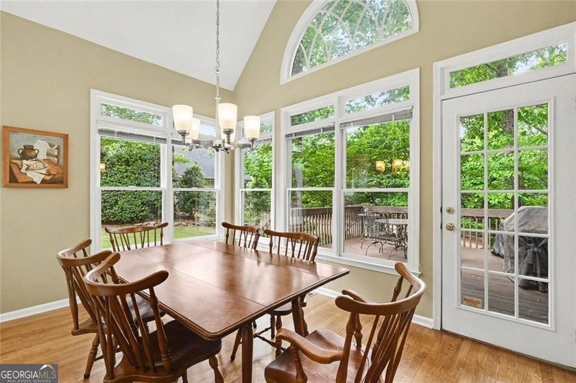 Seller to pay $5,000 toward Closing Cost. TRADITIONAL BRICK HOME - photo 12