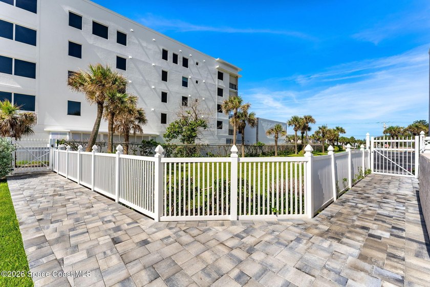 Wake up to stunning ocean views and experience the ultimate - photo 48
