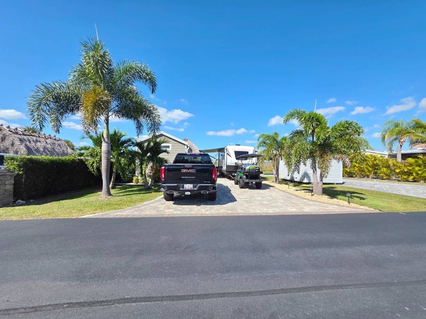 Silver Palms 5-Star RV Resort This magnificent lot is perfectly - photo 6