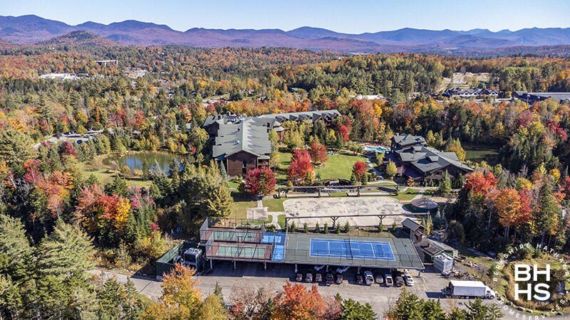 Welcome to your Adirondack luxury vacation home at the Whiteface - photo 2