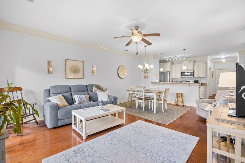 Charming and efficient, this lovely 3-bedroom, 2-bath Mingo - photo 5