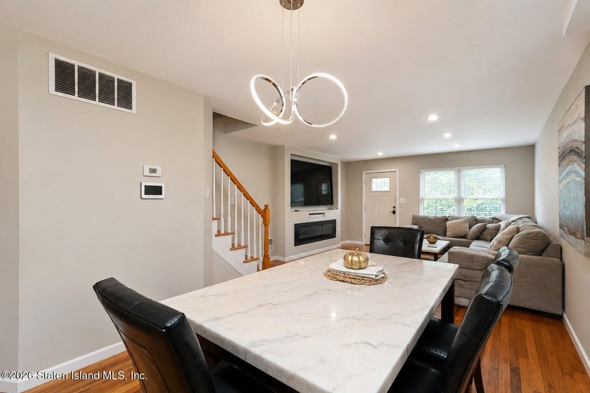 Welcome to 285 Lockman Avenue, a spacious and beautifully - photo 4