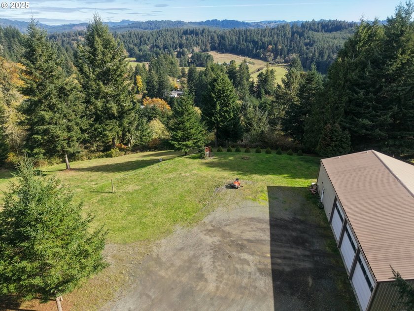 2+ acres of private country living with well and septic. Large - photo 43
