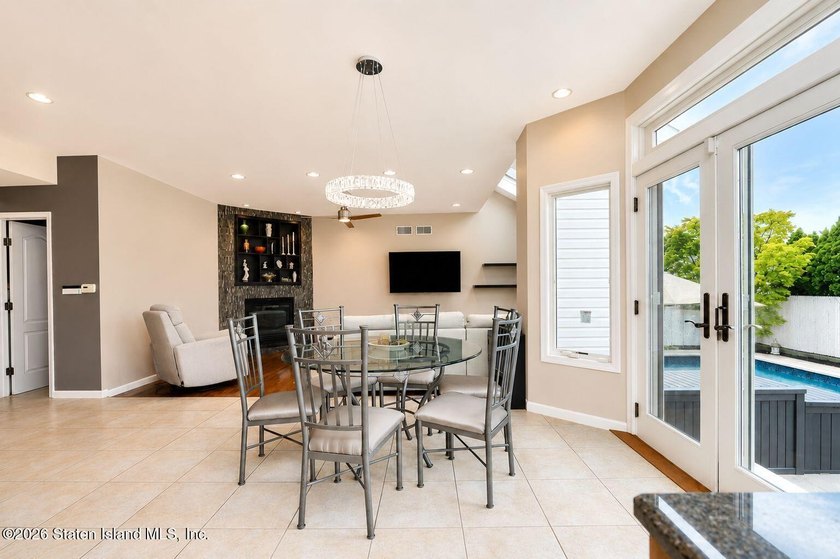 WELCOME TO THIS EXCEPTIONAL CUSTOM-BUILT 2 FAMILY COLONIAL - photo 8
