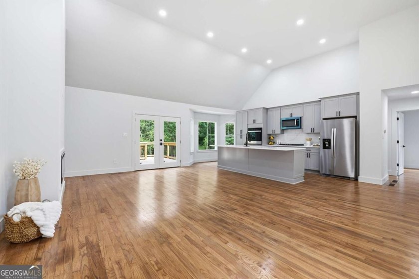 Completely renovated and move-in ready, this beautifully updated - photo 6