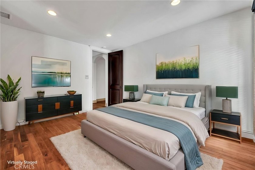 1105 Manhattan - photo 18