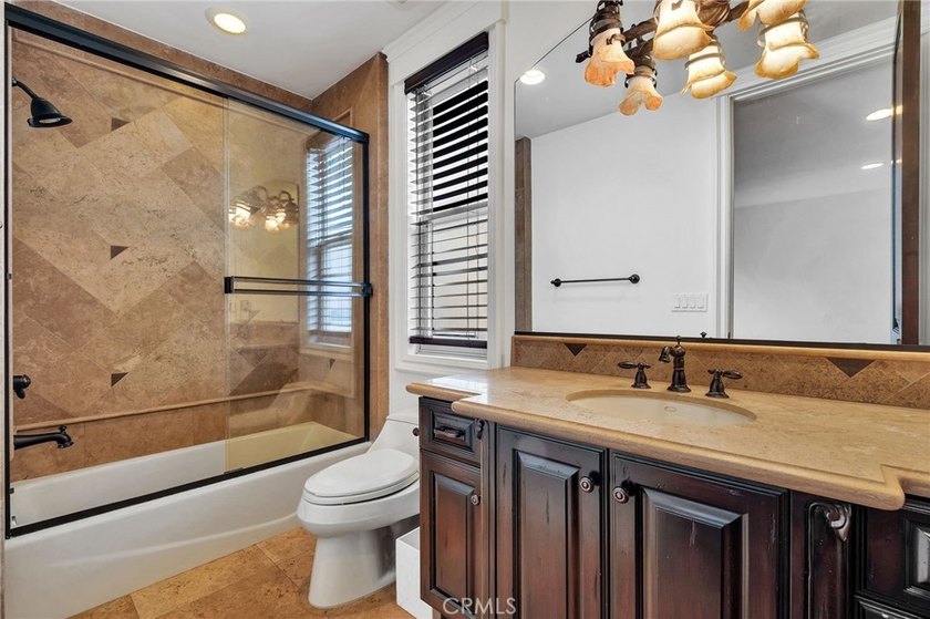 1105 Manhattan - photo 19