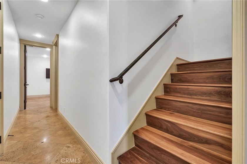 1105 Manhattan - photo 20