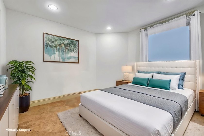 1105 Manhattan - photo 22