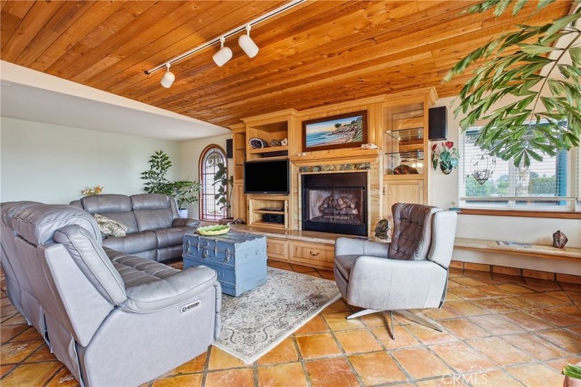 Located in the charming beach town of Carpinteria, this - photo 28