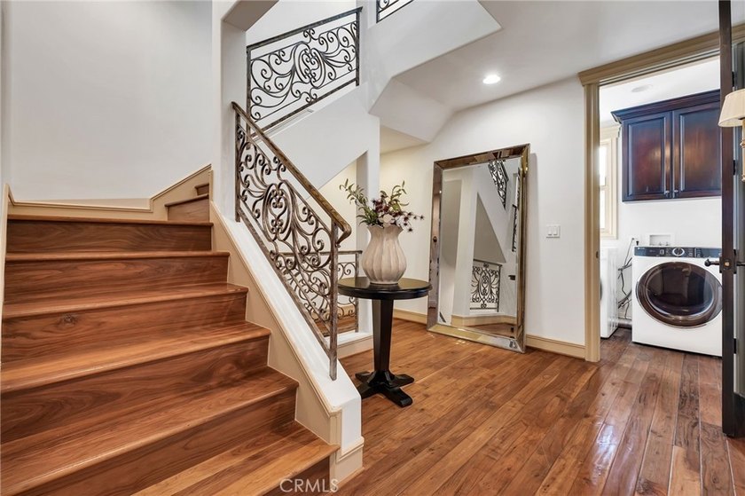 1105 Manhattan - photo 29