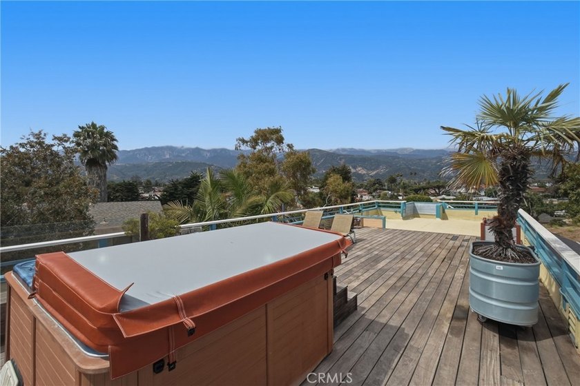 Located in the charming beach town of Carpinteria, this - photo 42