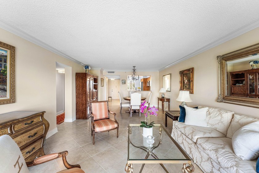 Welcome to a beautiful 2-bedroom, 2-bathroom condo located at - photo 11