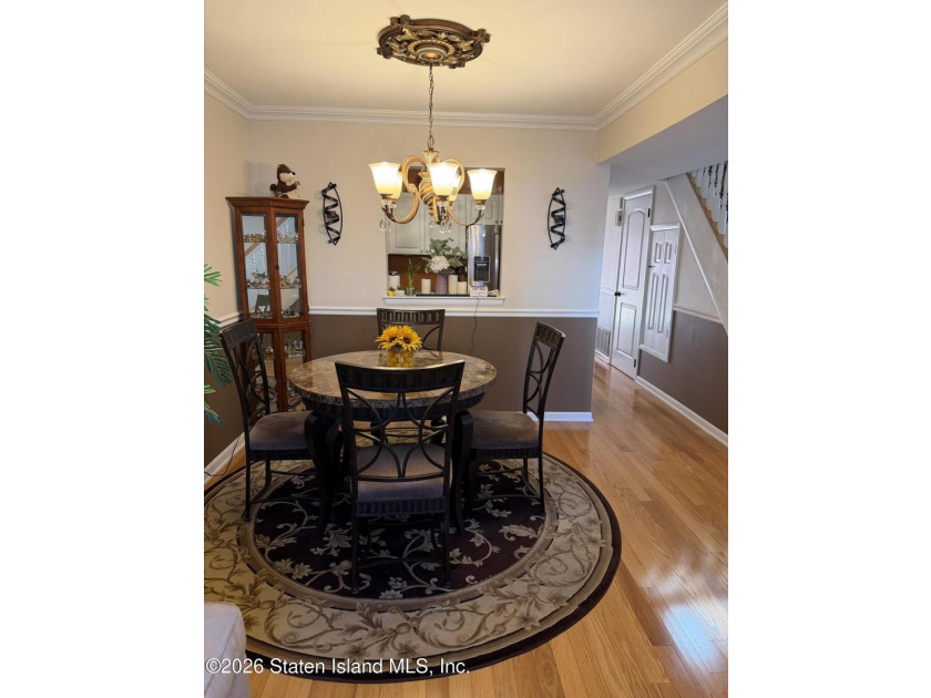 MOVE RIGHT INTO THIS BEAUTIFULLY MAINTAINED 2-BEDROOM FINISHED - photo 4