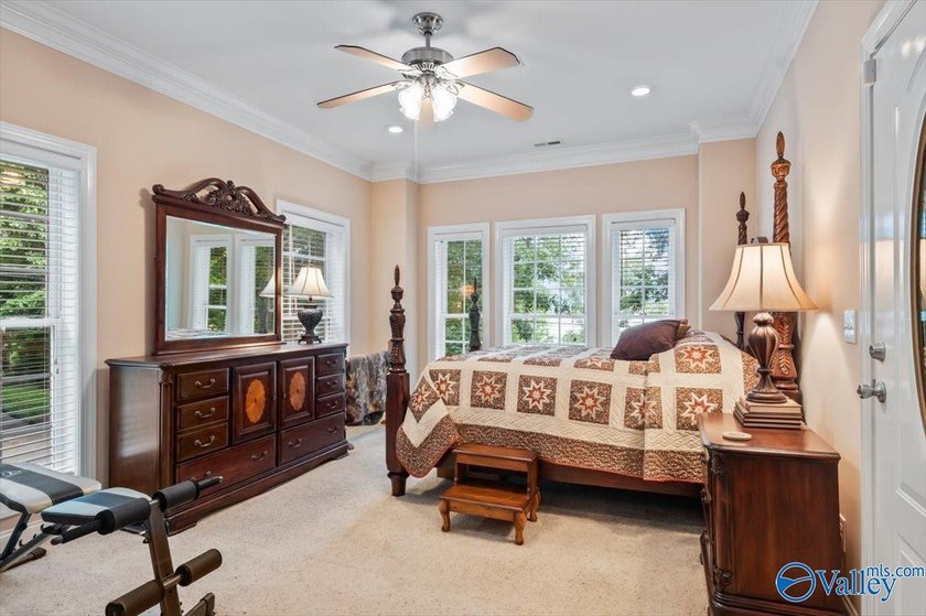 Southern Charm house w/large covered patio &amp; balcony w/views of - photo 11