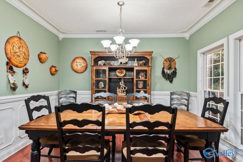 Southern Charm house w/large covered patio &amp; balcony w/views of - photo 23