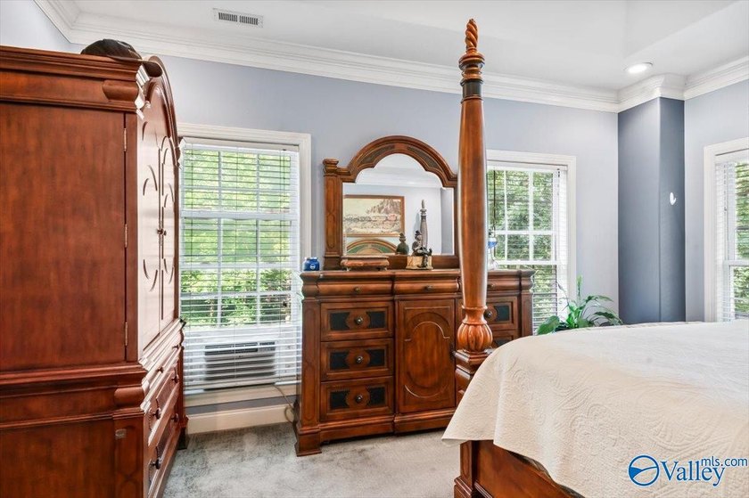 Southern Charm house w/large covered patio &amp; balcony w/views of - photo 31