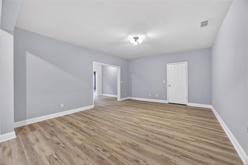 Welcome to 166 Glen Eagle Way, a beautifully remodeled estate - photo 50