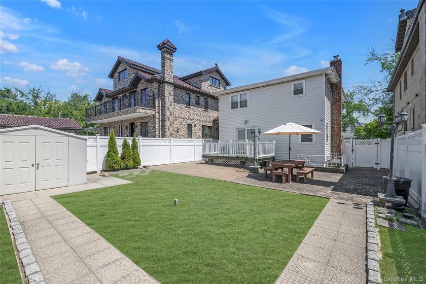 Huge price reduced for qualified buyers! Proudly Presenting a - photo 23