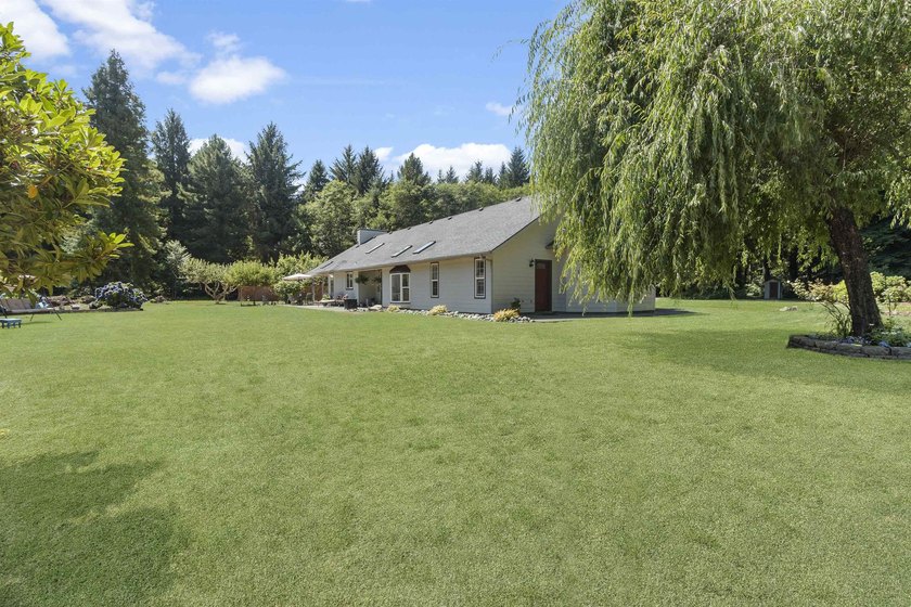 Tucked away at the end of Boomers Lane, a custom-built 1994 home - photo 44