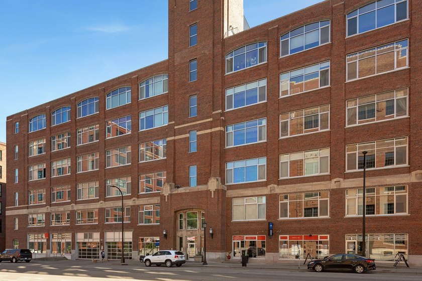 Buyers, don't miss this rare opportunity to own a historic Tower - photo 21