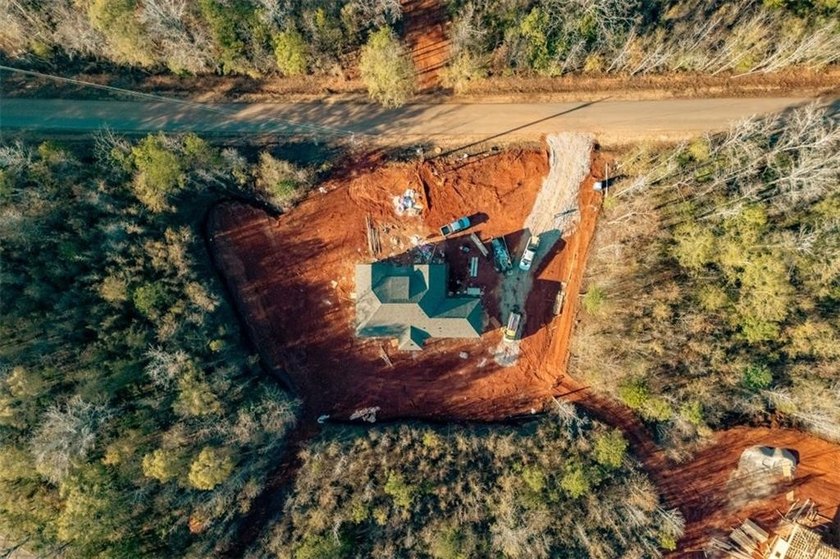 Escape the noise and discover the life at Stone Trace! Nestled - photo 7