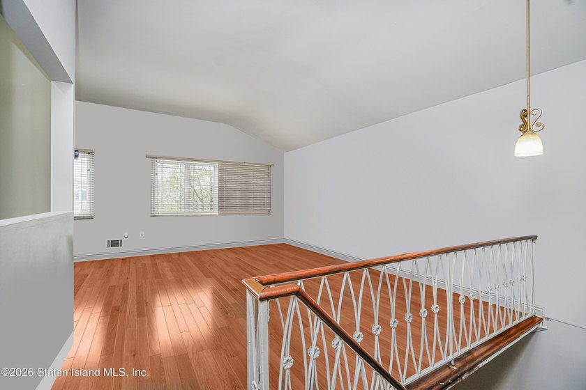 Welcome to 15 Oliver Place, a beautifully maintained detached - photo 8