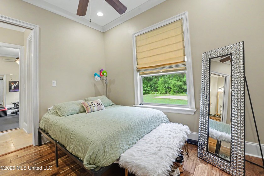 Welcome to this exquisite home in the coveted Graveline Pointe - photo 26