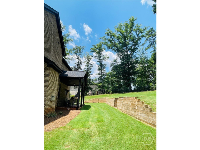Welcome to 1140 Riverhill Drive, an exceptional residence - photo 46