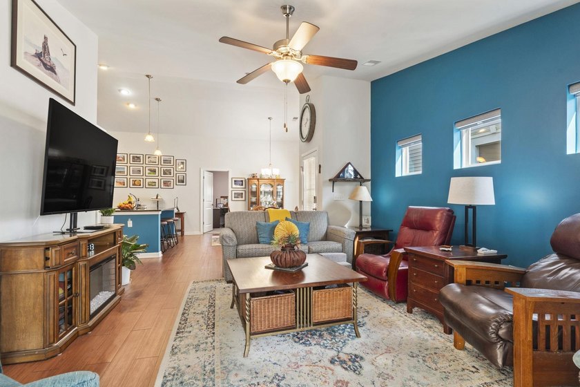 Welcome to 4412 Livorn Loop -a beautifully maintained home - photo 4