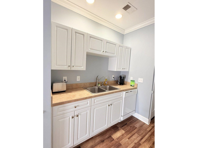 Welcome to 4878 Dahlia Ct, a beautifully maintained and recently - photo 10