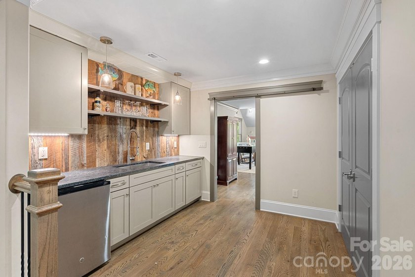 Welcome to 236 Tuskarora Trail, a show-stopping Mooresville - photo 25