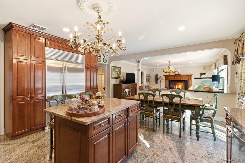 FLOWER HILL, ROSLYN | BRICK CENTER HALL COLONIAL. Located on a - photo 14
