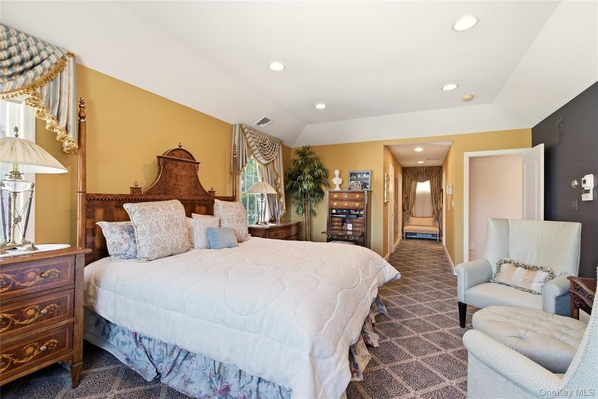 FLOWER HILL, ROSLYN | BRICK CENTER HALL COLONIAL. Located on a - photo 22