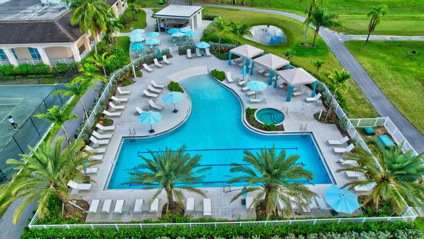 Enjoy the best sunrise views in The Fountains with this Fully - photo 33