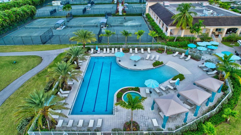 Enjoy the best sunrise views in The Fountains with this Fully - photo 34