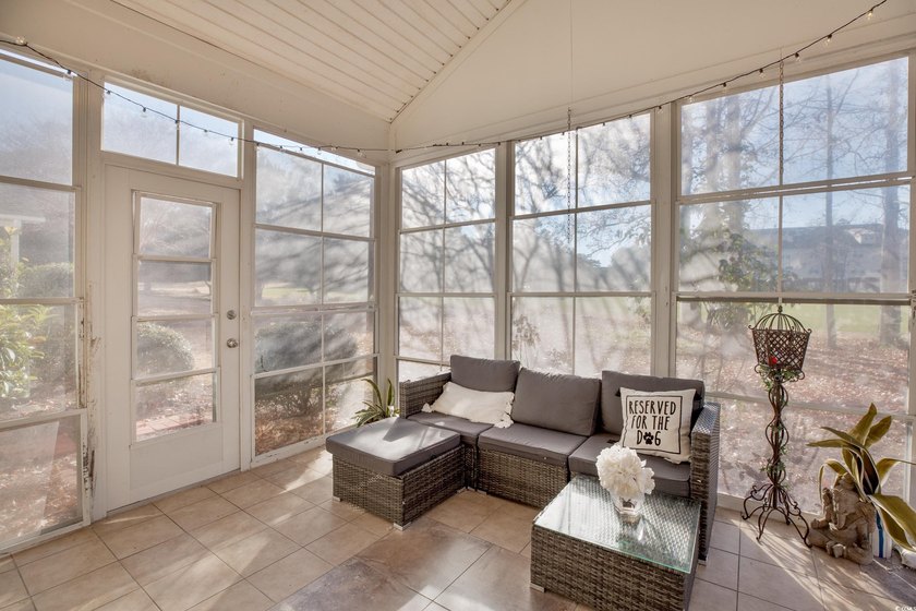 This incredible master down floorplan on the golf course in - photo 15