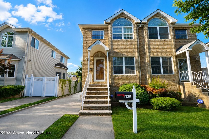 Welcome to this beautiful home in the highly desirable Old Town - photo 2