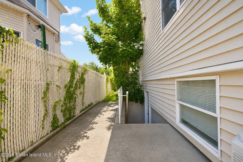 Welcome to this beautiful home in the highly desirable Old Town - photo 3