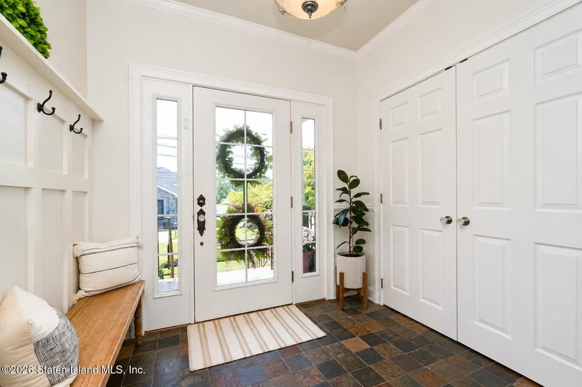 Located in the heart of Pleasant Plains, this beautifully - photo 5